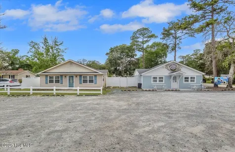 3331 Holden Beach Road SW Supply NC 28462