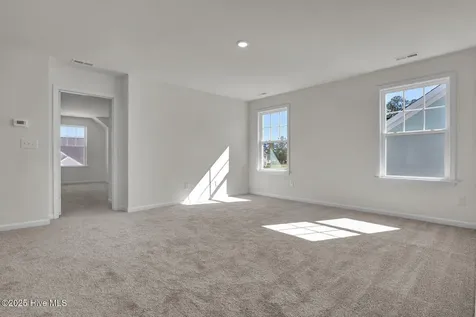 6742 Fellowship Drive Leland NC 28451