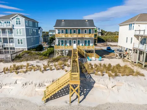 36 Porpoise Place North Topsail Beach NC 28460
