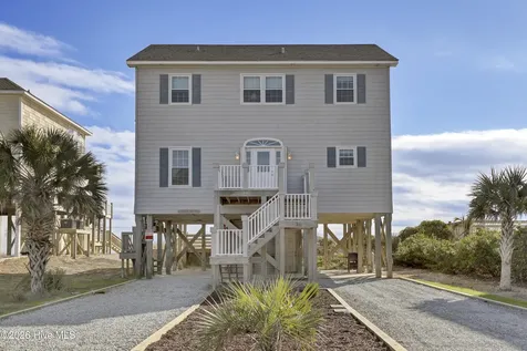 36 Porpoise Place North Topsail Beach NC 28460