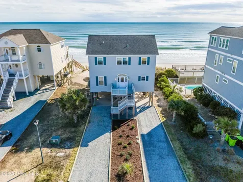 36 Porpoise Place North Topsail Beach NC 28460