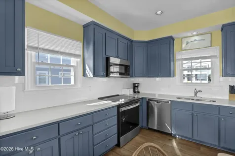 36 Porpoise Place North Topsail Beach NC 28460