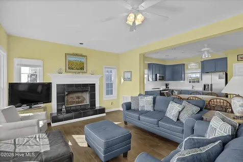 36 Porpoise Place North Topsail Beach NC 28460