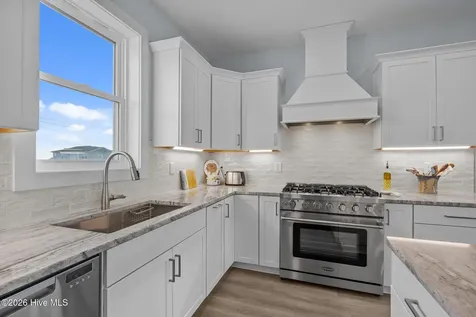 1704 Emerald Drive Emerald Isle NC 28594