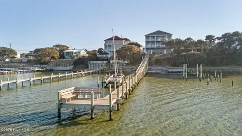 1704 Emerald Drive Emerald Isle NC 28594