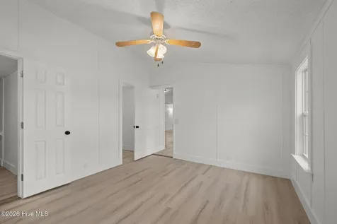 4113 N Highway 101 Newport NC 28570