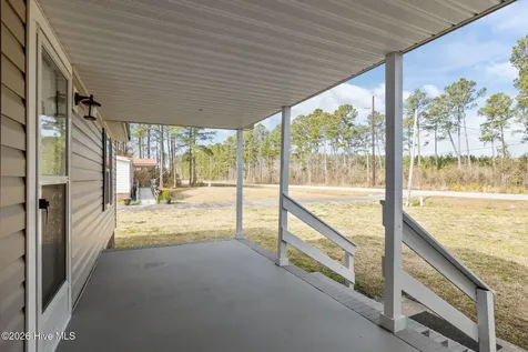 4113 N Highway 101 Newport NC 28570
