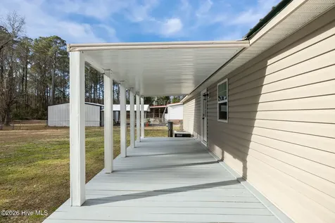 4113 N Highway 101 Newport NC 28570
