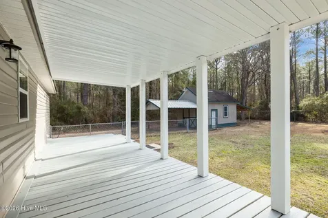 4113 N Highway 101 Newport NC 28570