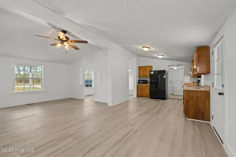4113 N Highway 101 Newport NC 28570