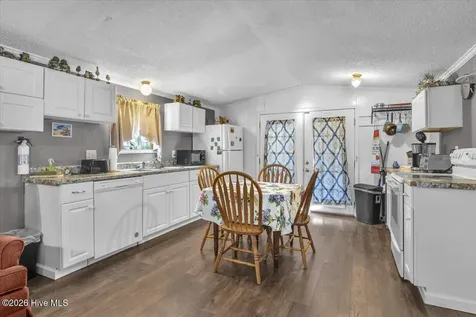 2924 Burnsville Street SW Supply NC 28462