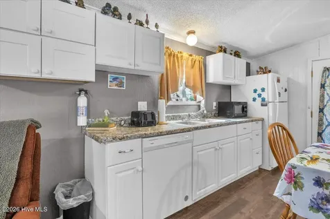 2924 Burnsville Street SW Supply NC 28462
