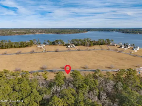 109 Bare Foot Court Havelock NC 28532