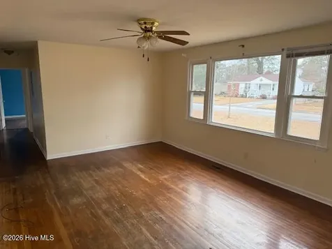 404 Delmar Road Jacksonville NC 28540