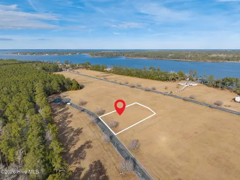 110 Bare Foot Court Havelock NC 28532