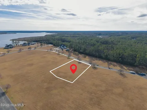 110 Bare Foot Court Havelock NC 28532