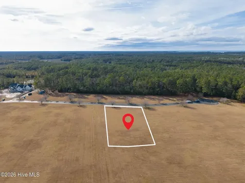 110 Bare Foot Court Havelock NC 28532