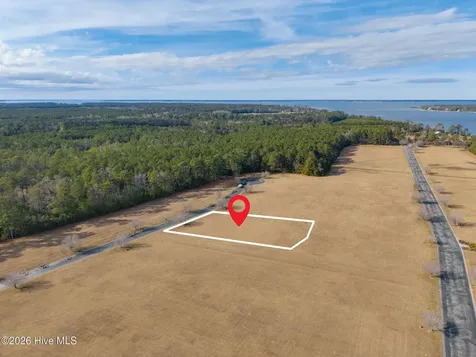 110 Bare Foot Court Havelock NC 28532