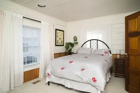 414 Phillips Street Edenton NC 27932