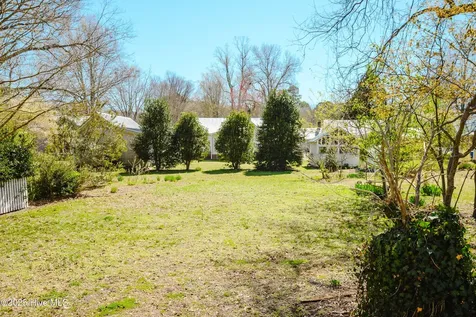 414 Phillips Street Edenton NC 27932