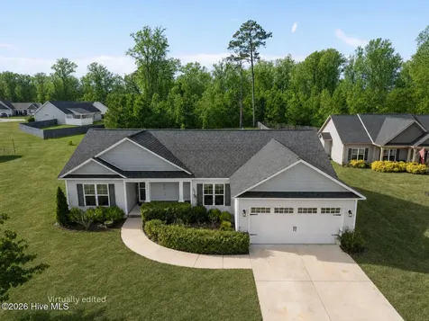 135 Waterford Way Maysville NC 28555