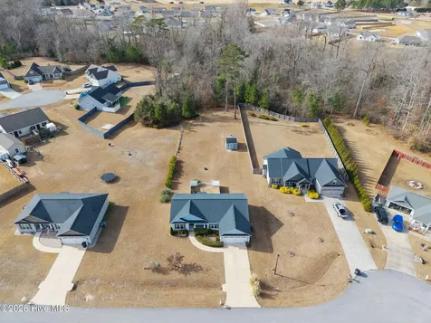 135 Waterford Way Maysville NC 28555