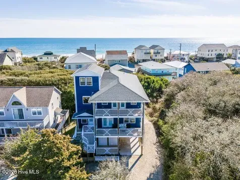 106 N Oak Drive Surf City NC 28445