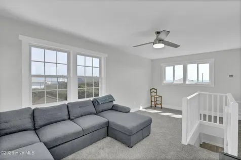 106 N Oak Drive Surf City NC 28445