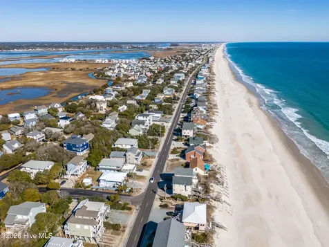 106 N Oak Drive Surf City NC 28445