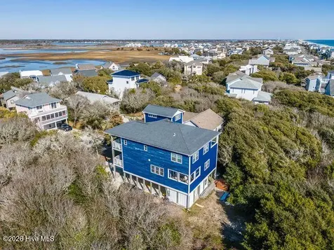 106 N Oak Drive Surf City NC 28445