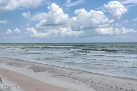 106 N Oak Drive Surf City NC 28445