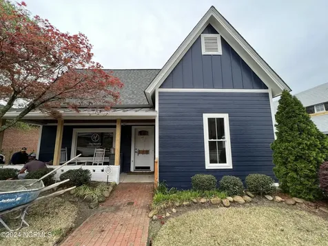 250 W Pennsylvania Avenue Southern Pines NC 28387