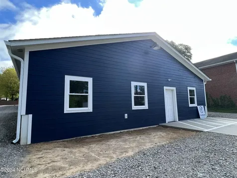 250 W Pennsylvania Avenue Southern Pines NC 28387