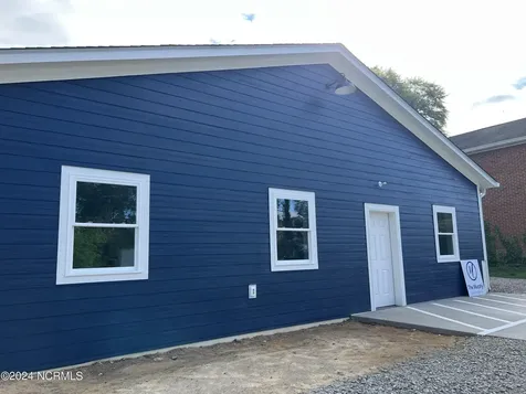 250 W Pennsylvania Avenue Southern Pines NC 28387