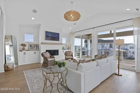 11 Amidships Lane Hampstead NC 28443