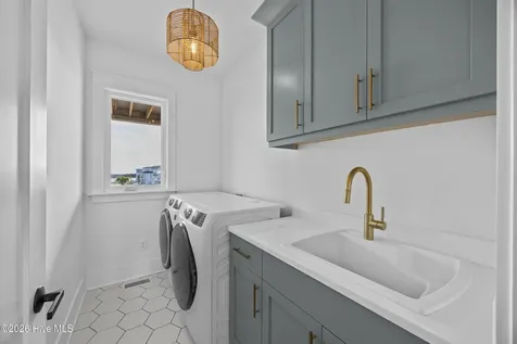 11 Amidships Lane Hampstead NC 28443