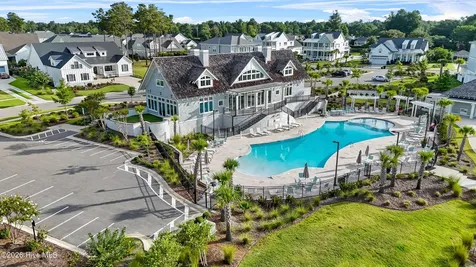 11 Amidships Lane Hampstead NC 28443