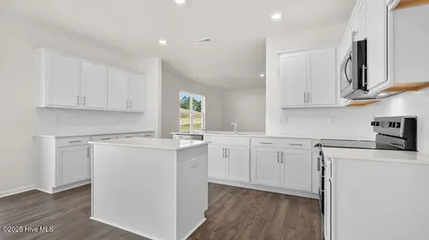 304 Maddox Drive Aberdeen NC 28315