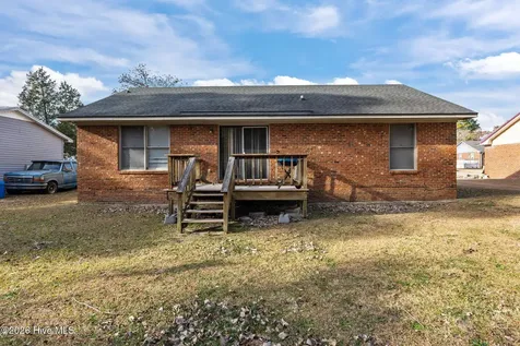 2967 Peacock Street Hope Mills NC 28348