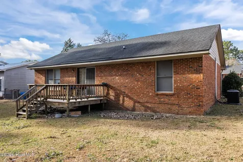 2967 Peacock Street Hope Mills NC 28348
