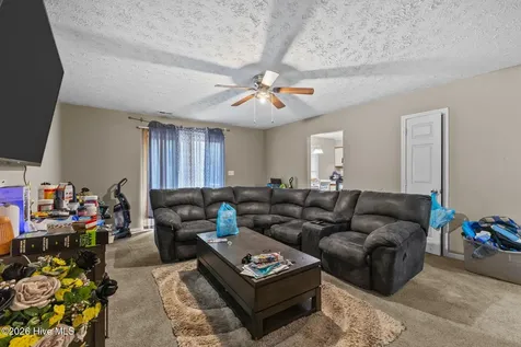 2967 Peacock Street Hope Mills NC 28348