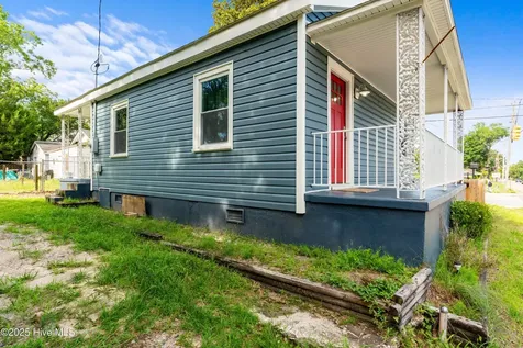 917 Wooster Street Wilmington NC 28401