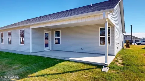 105 Gorman Place La Grange NC 28551