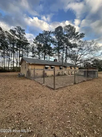 131 Pineway Street NE Whiteville NC 28472