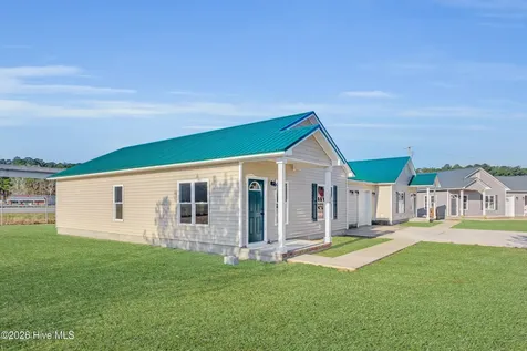 138 Macdonald Boulevard Havelock NC 28532