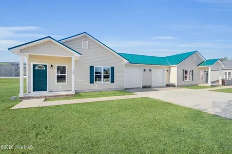 138 Macdonald Boulevard Havelock NC 28532