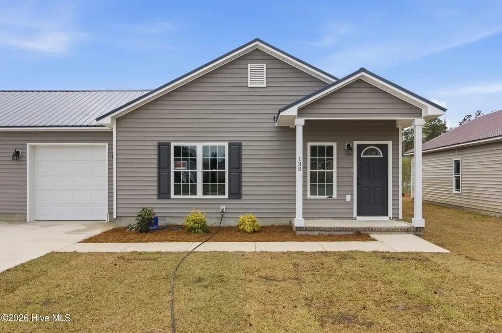 132 Macdonald Boulevard Havelock NC 28532