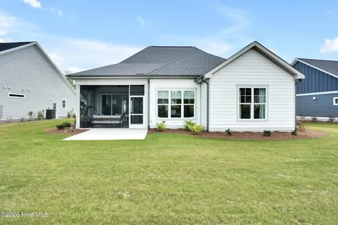 7374 Foxbriar Drive Leland NC 28451