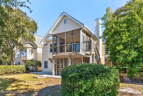 99 Oceangreens Lane Oak Island NC 28465