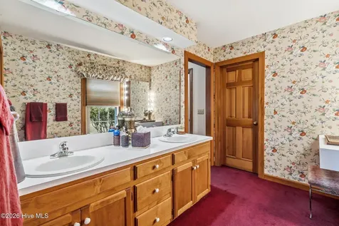 102 W Beaver Creek Road Wadesboro NC 28170